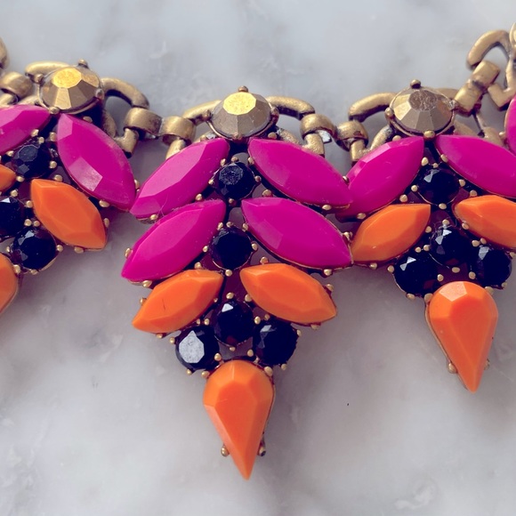 J CREW VIBRANT STATEMENT NECKLACE - Picture 2 of 5